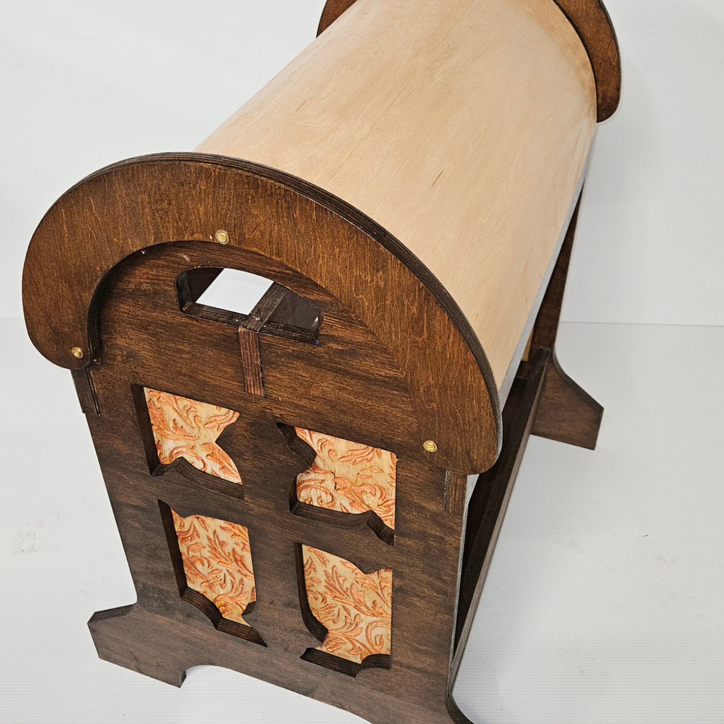 saddle or blanket stand