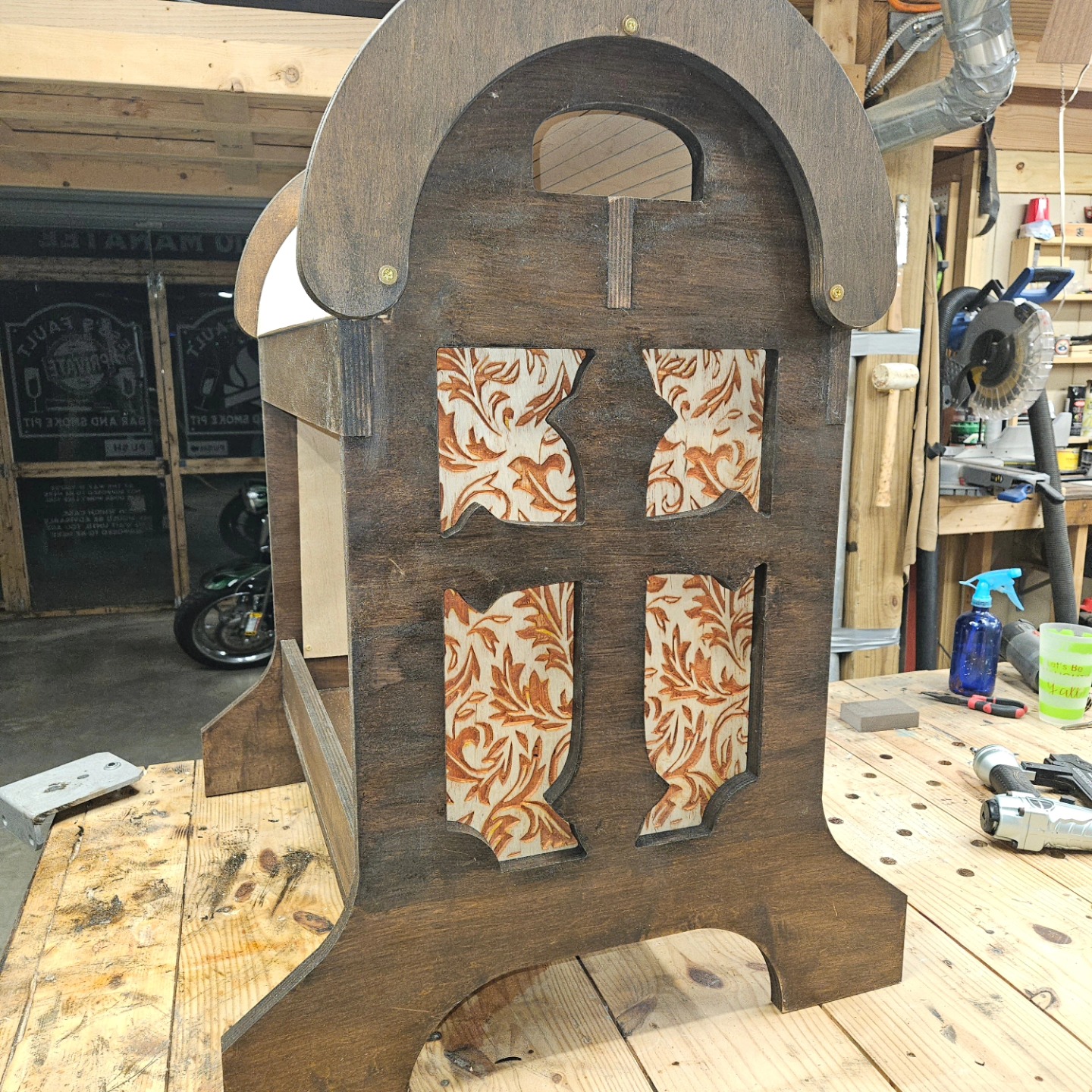 saddle or blanket stand